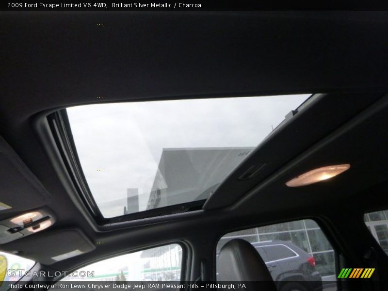 Brilliant Silver Metallic / Charcoal 2009 Ford Escape Limited V6 4WD