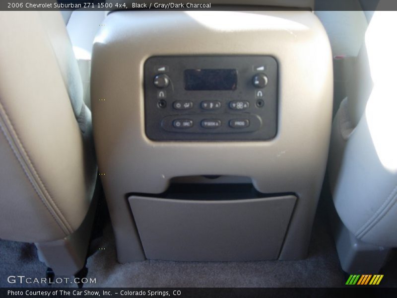 Black / Gray/Dark Charcoal 2006 Chevrolet Suburban Z71 1500 4x4