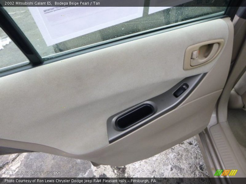 Bodega Beige Pearl / Tan 2002 Mitsubishi Galant ES