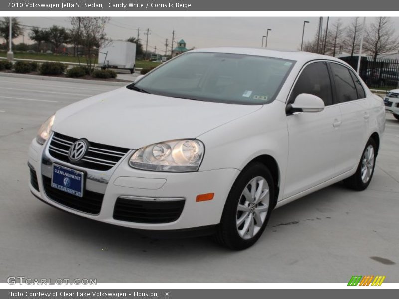 Candy White / Cornsilk Beige 2010 Volkswagen Jetta SE Sedan