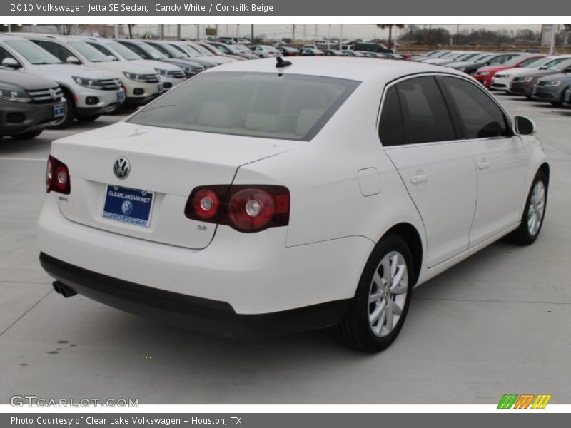 Candy White / Cornsilk Beige 2010 Volkswagen Jetta SE Sedan