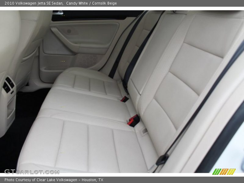 Candy White / Cornsilk Beige 2010 Volkswagen Jetta SE Sedan