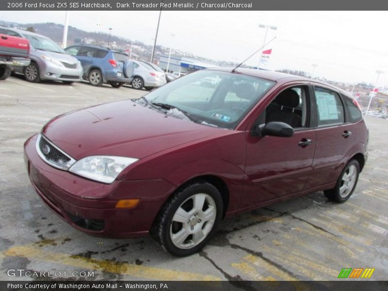 Dark Toreador Red Metallic / Charcoal/Charcoal 2006 Ford Focus ZX5 SES Hatchback