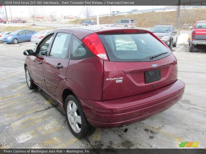 Dark Toreador Red Metallic / Charcoal/Charcoal 2006 Ford Focus ZX5 SES Hatchback
