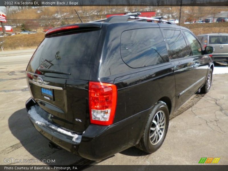 Midnight Black / Beige 2012 Kia Sedona EX