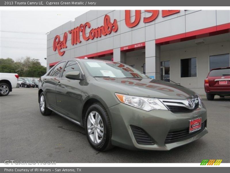 Cypress Green Metallic / Ivory 2013 Toyota Camry LE