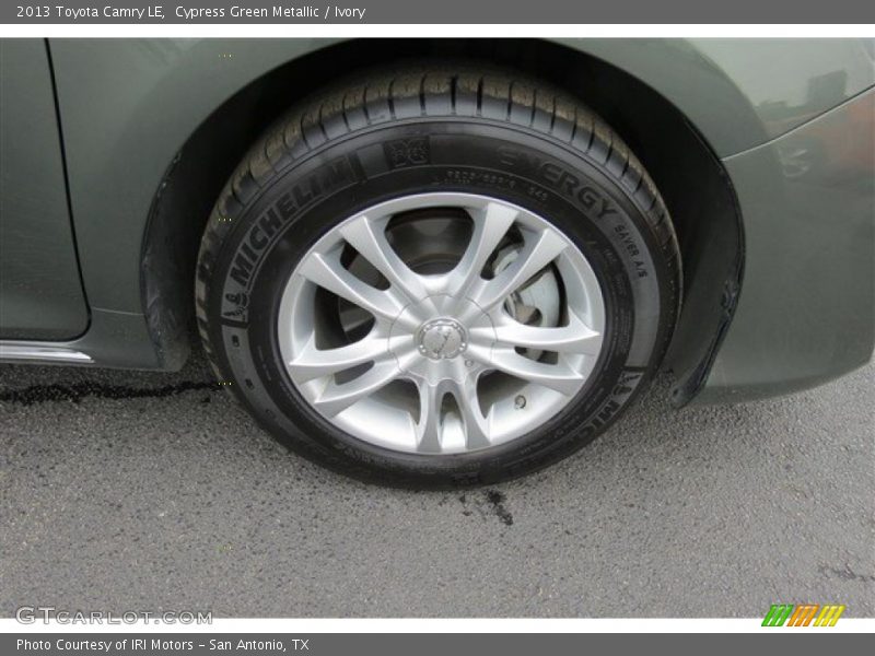 Cypress Green Metallic / Ivory 2013 Toyota Camry LE
