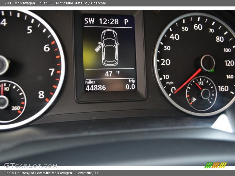 Night Blue Metallic / Charcoal 2011 Volkswagen Tiguan SE