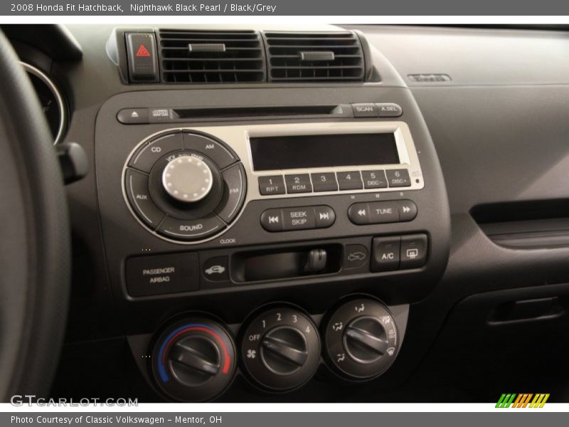 Controls of 2008 Fit Hatchback