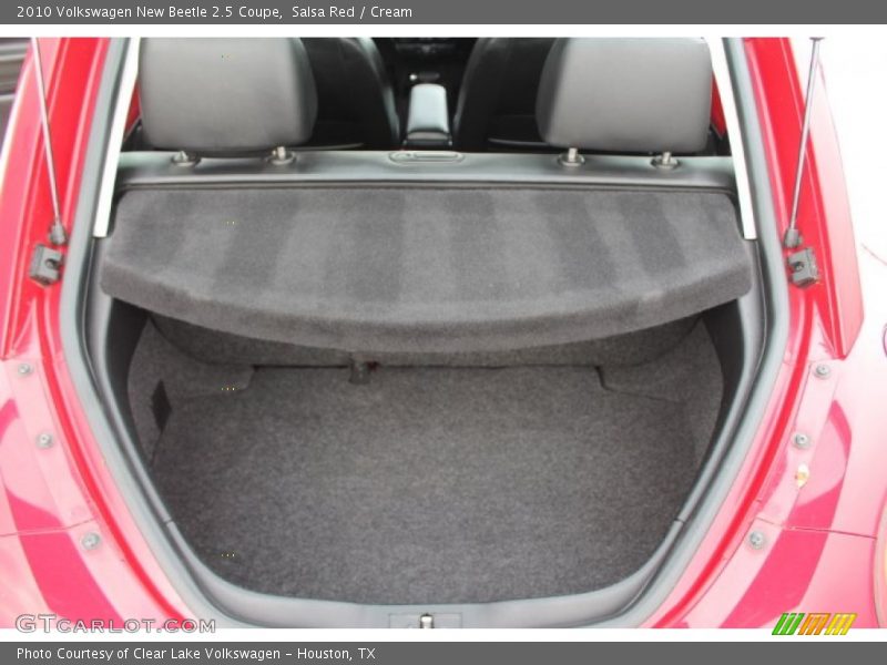 Salsa Red / Cream 2010 Volkswagen New Beetle 2.5 Coupe