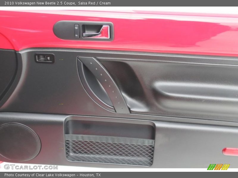 Salsa Red / Cream 2010 Volkswagen New Beetle 2.5 Coupe