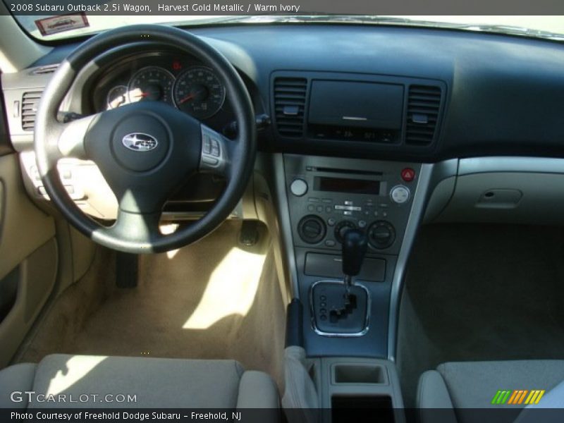 Harvest Gold Metallic / Warm Ivory 2008 Subaru Outback 2.5i Wagon