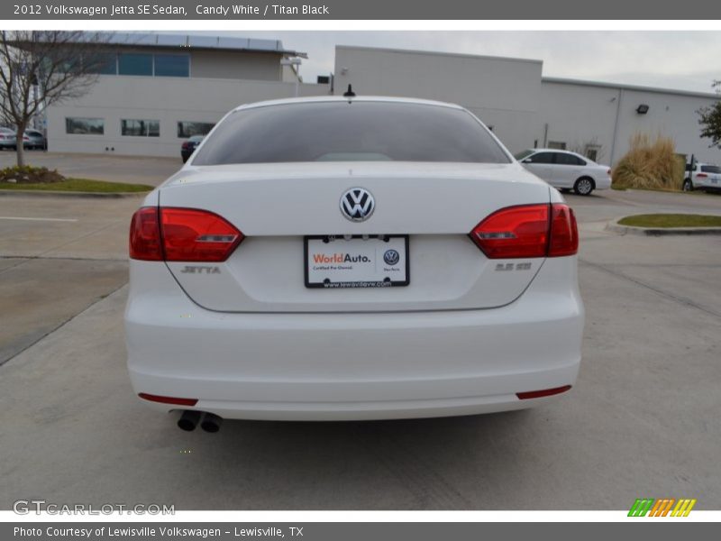Candy White / Titan Black 2012 Volkswagen Jetta SE Sedan