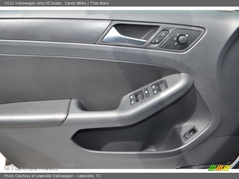 Candy White / Titan Black 2012 Volkswagen Jetta SE Sedan