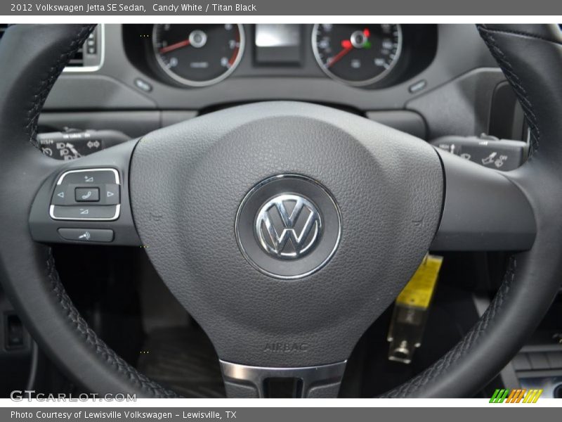 Candy White / Titan Black 2012 Volkswagen Jetta SE Sedan