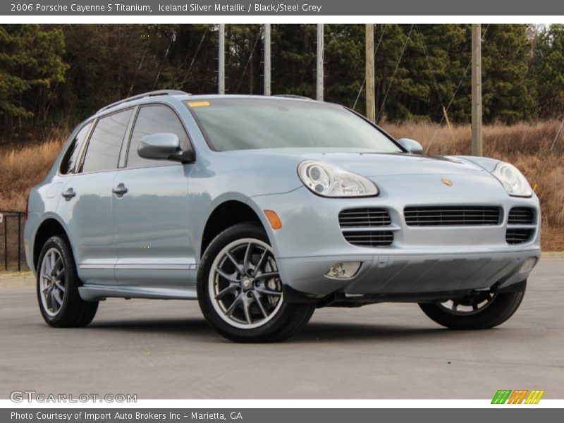 Front 3/4 View of 2006 Cayenne S Titanium