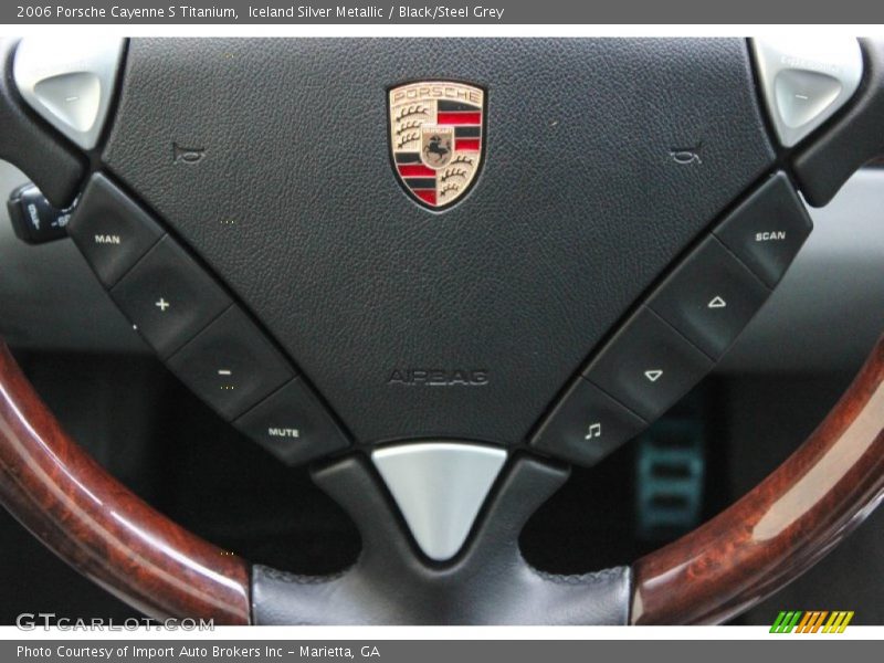  2006 Cayenne S Titanium Steering Wheel