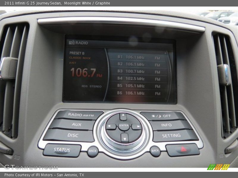 Moonlight White / Graphite 2011 Infiniti G 25 Journey Sedan