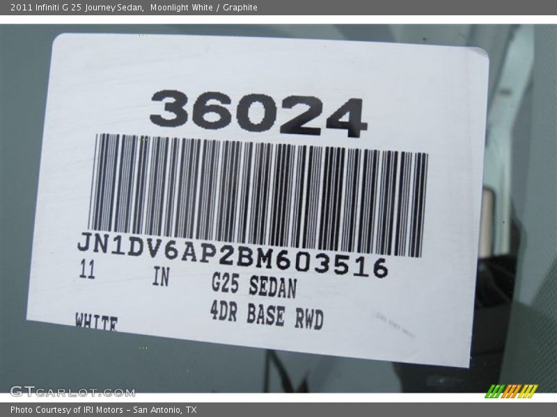 Moonlight White / Graphite 2011 Infiniti G 25 Journey Sedan