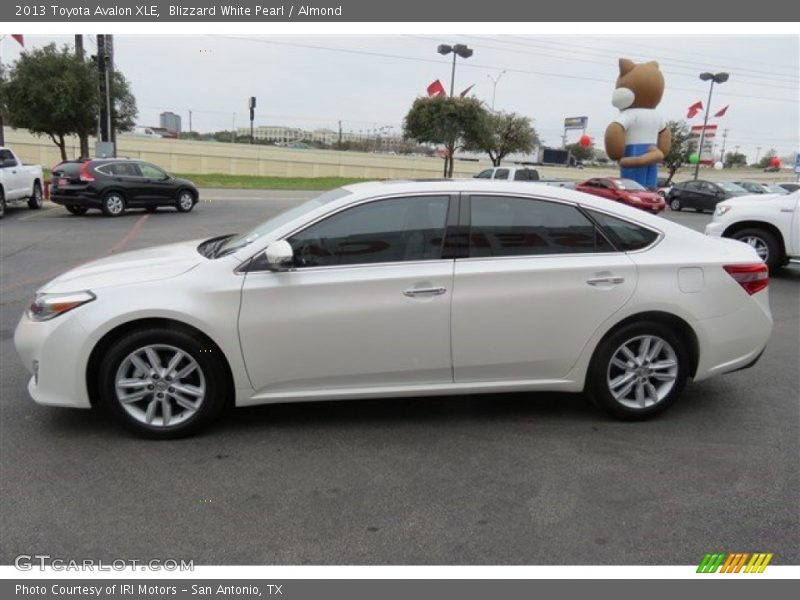  2013 Avalon XLE Blizzard White Pearl