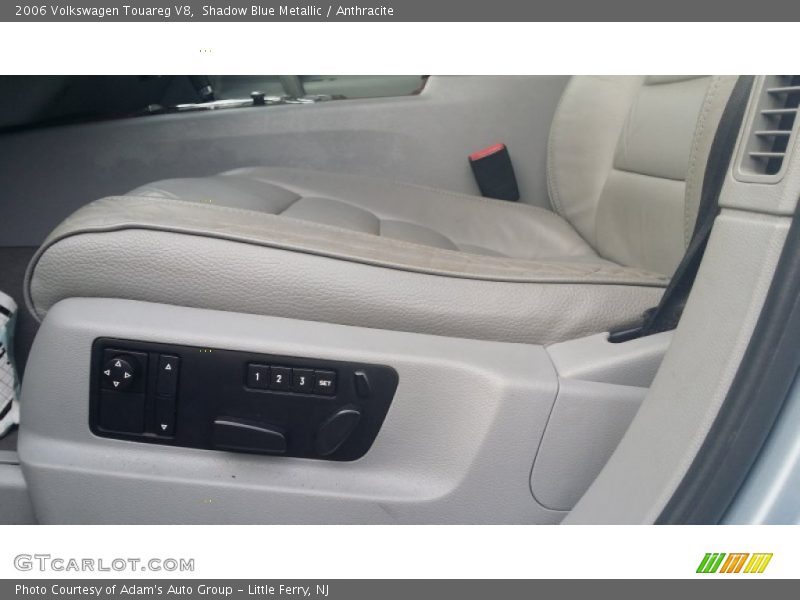 Shadow Blue Metallic / Anthracite 2006 Volkswagen Touareg V8