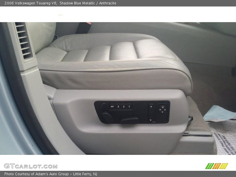 Shadow Blue Metallic / Anthracite 2006 Volkswagen Touareg V8