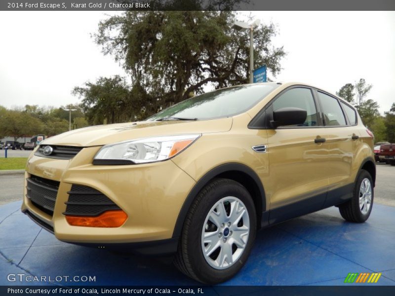 Front 3/4 View of 2014 Escape S
