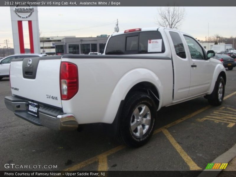 Avalanche White / Beige 2012 Nissan Frontier SV V6 King Cab 4x4