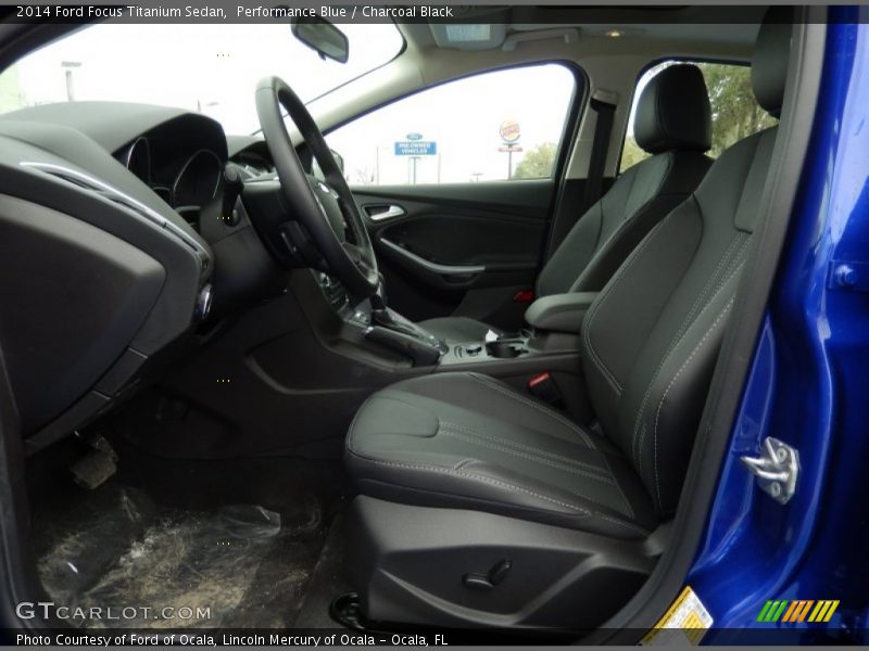 Performance Blue / Charcoal Black 2014 Ford Focus Titanium Sedan