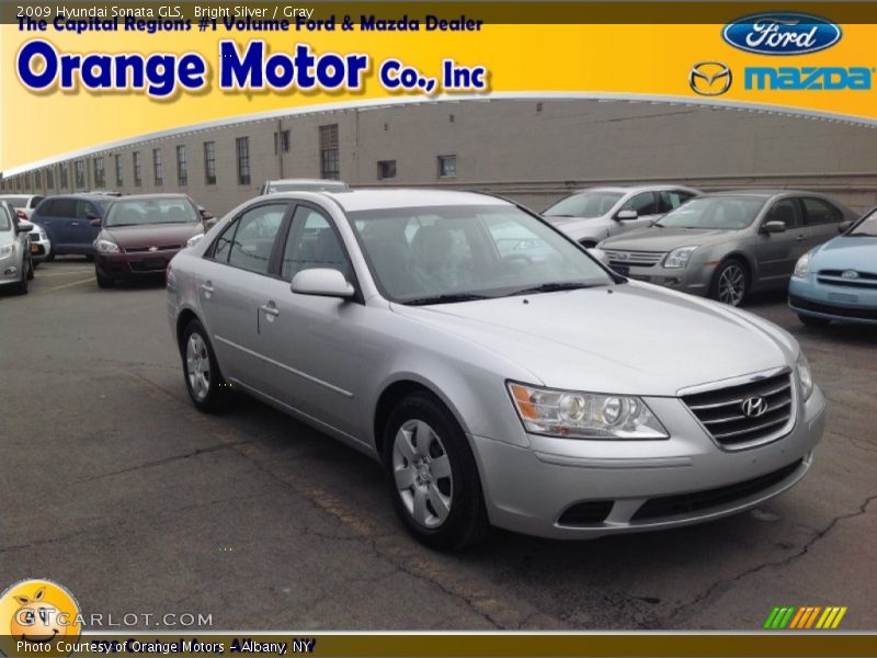 Bright Silver / Gray 2009 Hyundai Sonata GLS