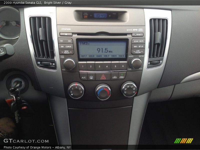 Bright Silver / Gray 2009 Hyundai Sonata GLS