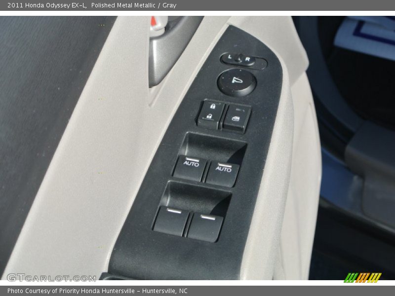Polished Metal Metallic / Gray 2011 Honda Odyssey EX-L