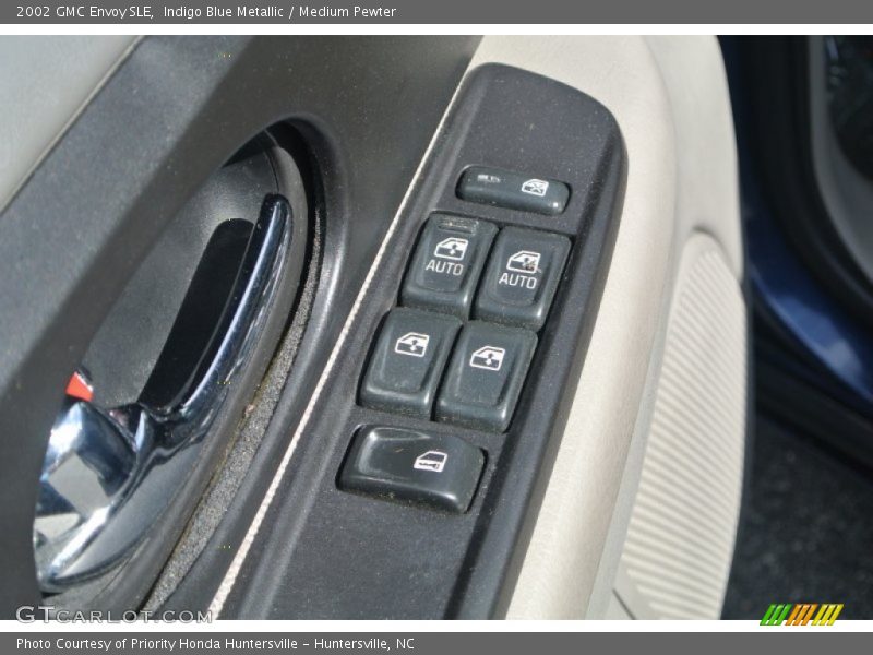 Indigo Blue Metallic / Medium Pewter 2002 GMC Envoy SLE