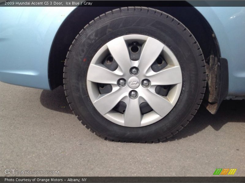 Ice Blue / Gray 2009 Hyundai Accent GS 3 Door