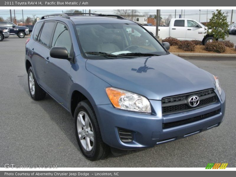 Front 3/4 View of 2011 RAV4 I4