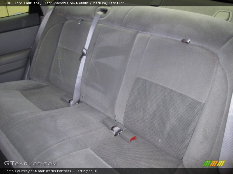 Dark Shadow Grey Metallic / Medium/Dark Flint 2005 Ford Taurus SE
