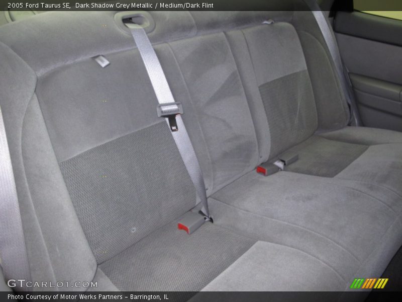 Dark Shadow Grey Metallic / Medium/Dark Flint 2005 Ford Taurus SE