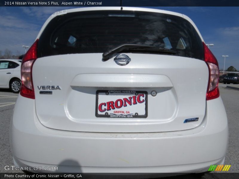 Aspen White / Charcoal 2014 Nissan Versa Note S Plus