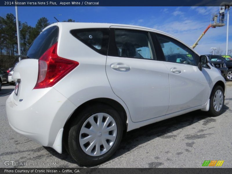 Aspen White / Charcoal 2014 Nissan Versa Note S Plus