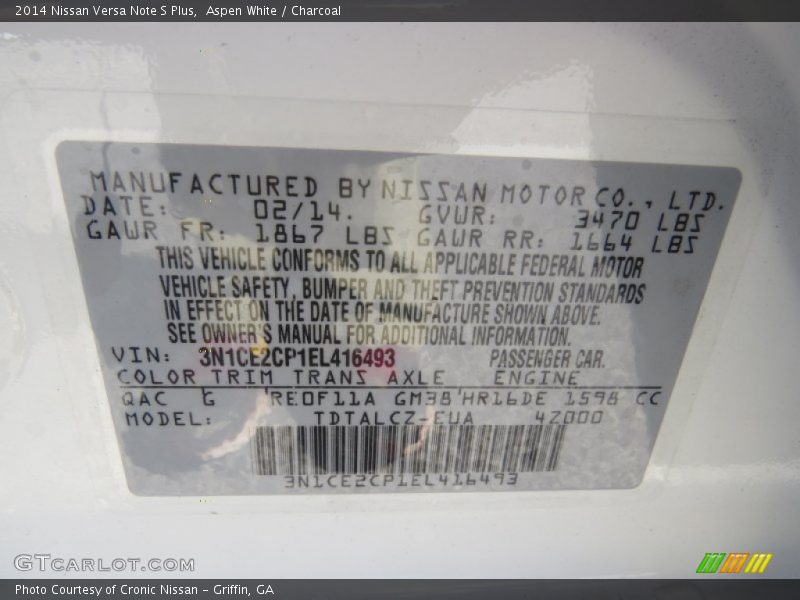 Aspen White / Charcoal 2014 Nissan Versa Note S Plus