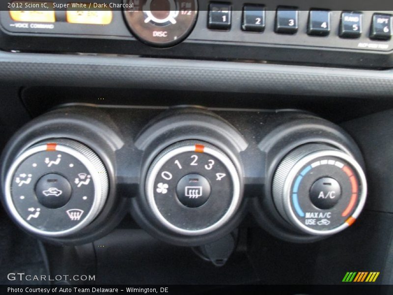 Super White / Dark Charcoal 2012 Scion tC