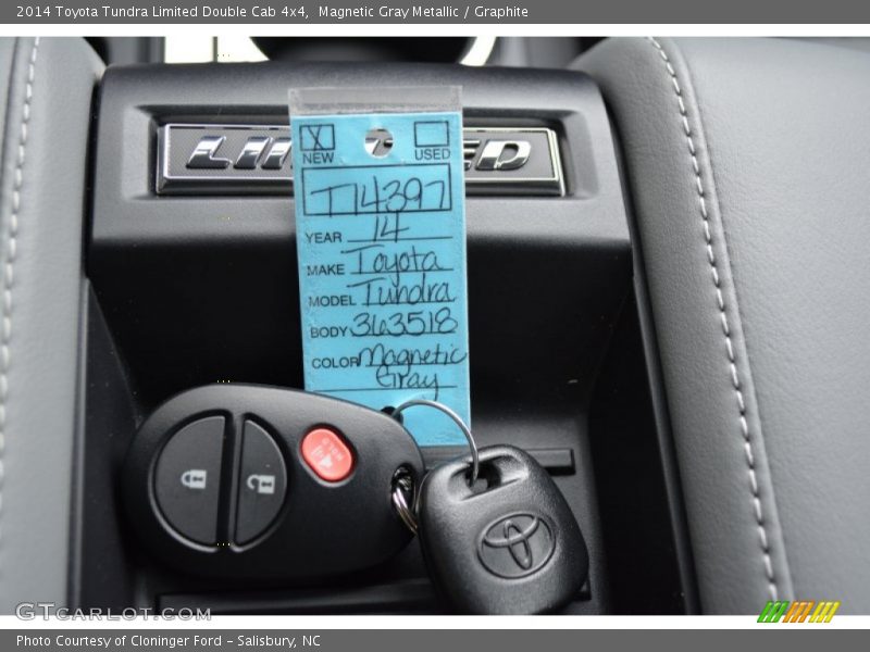Magnetic Gray Metallic / Graphite 2014 Toyota Tundra Limited Double Cab 4x4