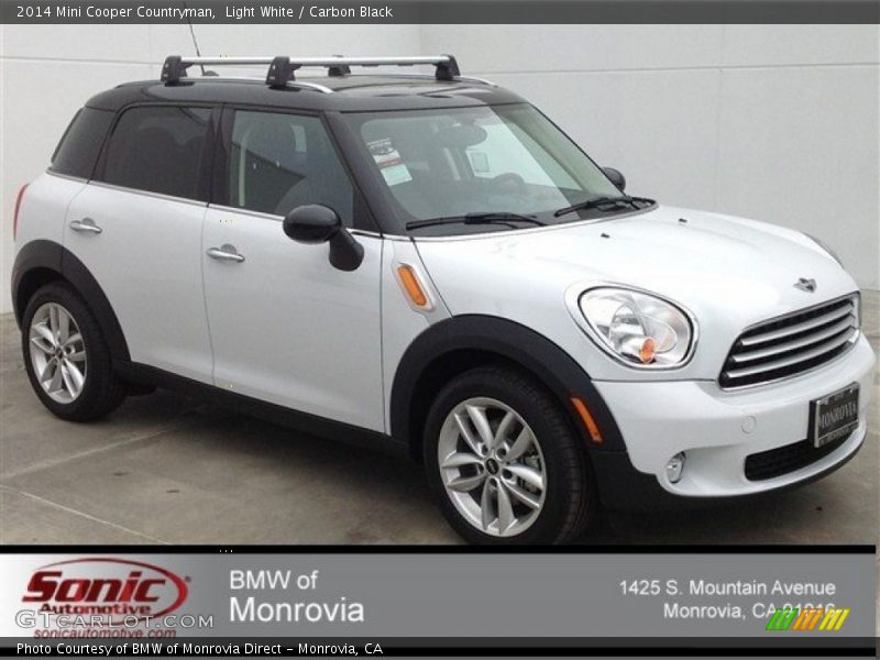 Light White / Carbon Black 2014 Mini Cooper Countryman