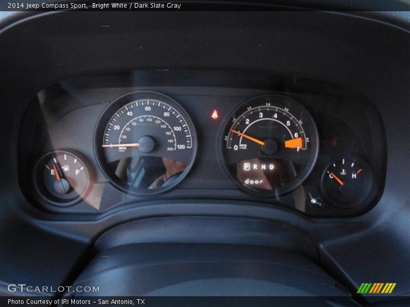 Bright White / Dark Slate Gray 2014 Jeep Compass Sport