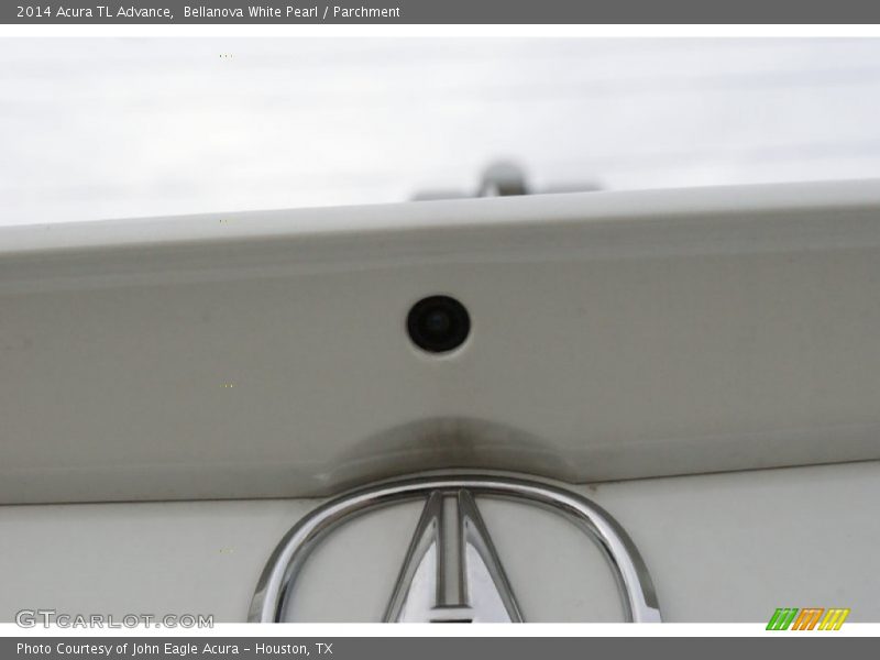Bellanova White Pearl / Parchment 2014 Acura TL Advance