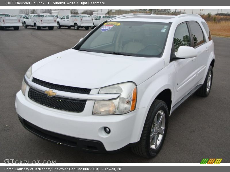 Front 3/4 View of 2007 Equinox LT