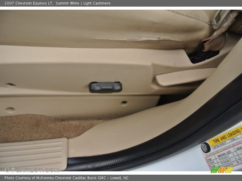 Summit White / Light Cashmere 2007 Chevrolet Equinox LT