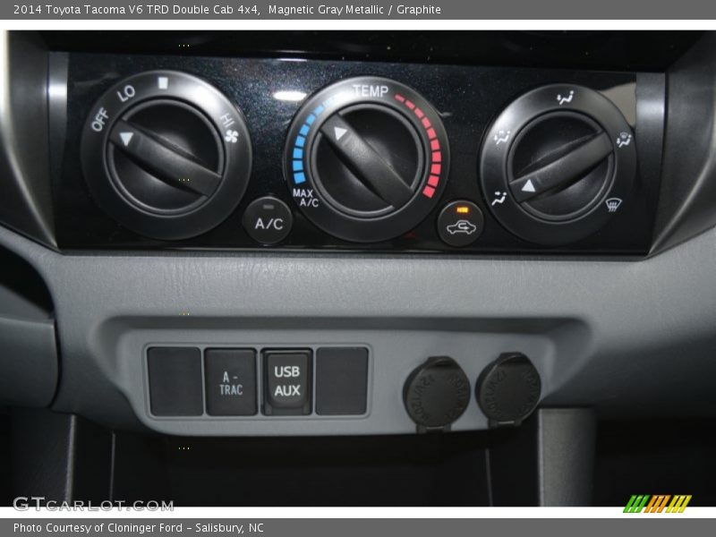 Magnetic Gray Metallic / Graphite 2014 Toyota Tacoma V6 TRD Double Cab 4x4