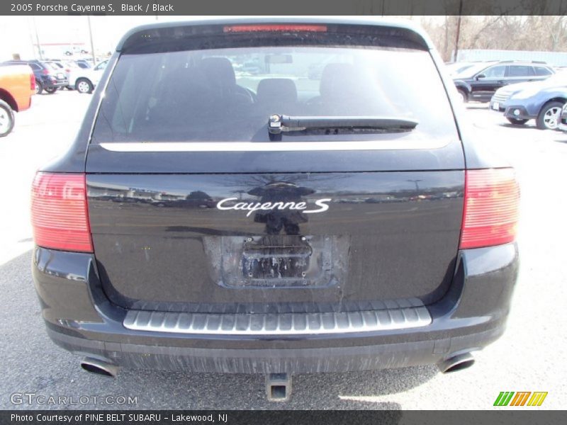 Black / Black 2005 Porsche Cayenne S