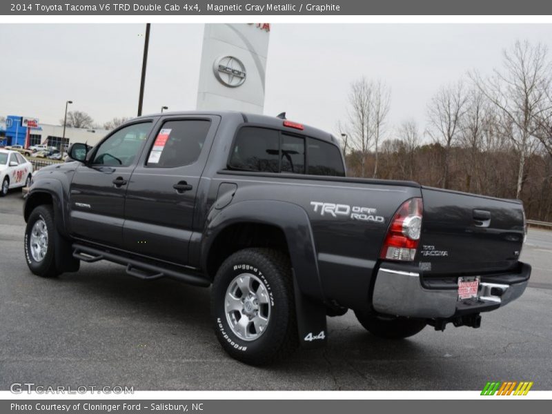 Magnetic Gray Metallic / Graphite 2014 Toyota Tacoma V6 TRD Double Cab 4x4